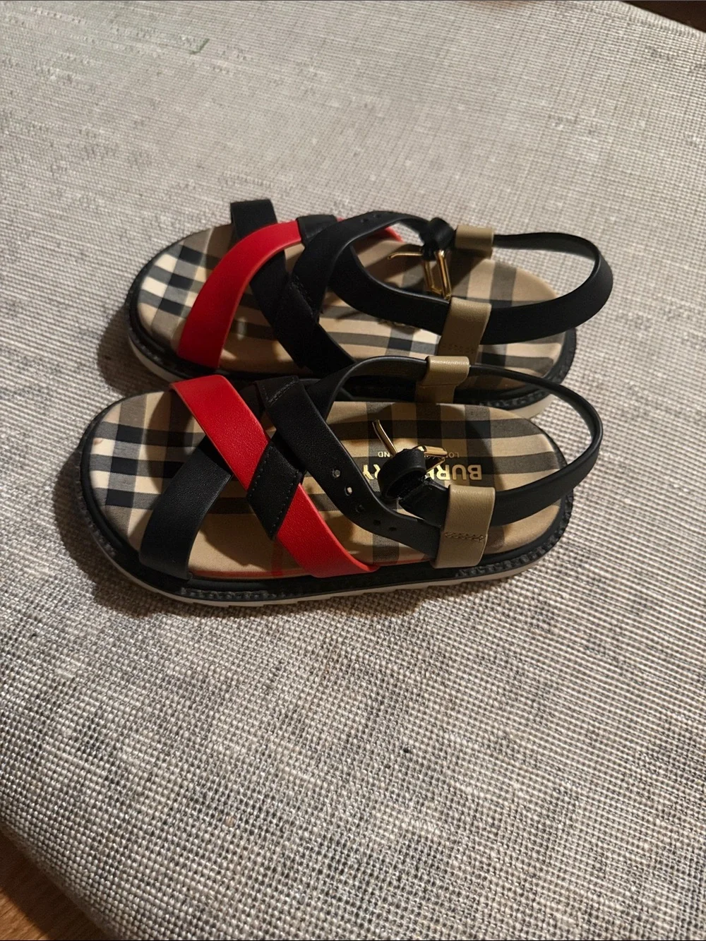 Burberry children sandals